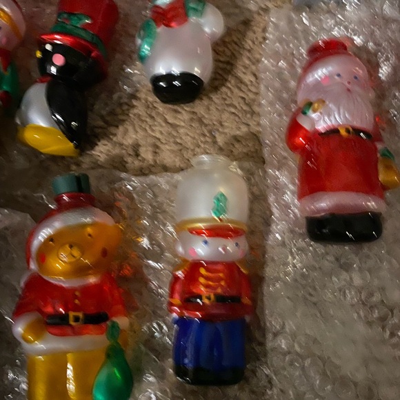 1970s Avon Collection glass light covers for the holidays - Picture 2 of 3